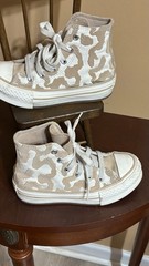 Converse Kids High Top Sneakers in Beige Camo