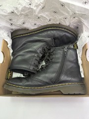Dr. Doc Martens 1460 J Black Leather Lace Up Zip Combat Boots Youth Size 5 W/box