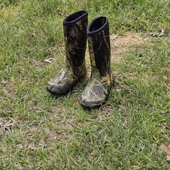 Bogs Boots Kids Size 1 Camo Classic High Waterproof Rain Winter Outdoor Hunting