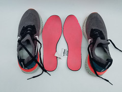 Nike Epic React Flyknit (GS) Youth’s Size 5Y Running Shoes Gunsmoke