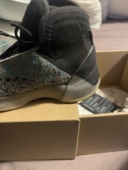 Size 10k – Adidas Yeezy Quantum Teal Blue