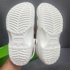 Crocs Classic Clog K White Lightweight Breathable Kids Size J1 NWT