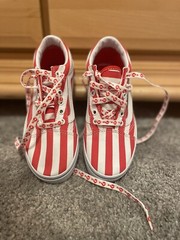 Vans Where’s Waldo Kids Size 3 (3K) Classic Shoe Lace