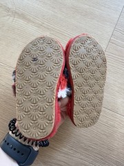UGG Fluff Yeah Kids Red Sheepskin Slingback Slipper Slides Sz 7 Toddler