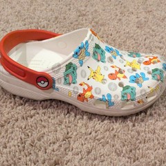 Crocs Classic Pokémon Clog – Little/Big Kid – White / Multicolor Size J3