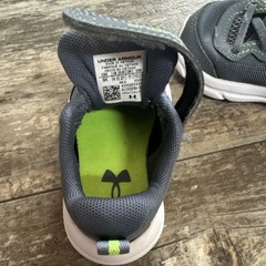Under Armour Breathable Mesh Athletic Sneakers Gray Neon Green Toddler size 5K