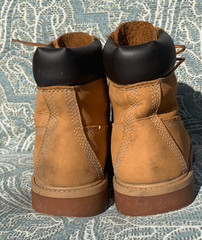 Timberland Classic 6″ Waterproof wheat Boots YOUTH UNISEX sz 5.5