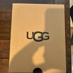 UGG T Lowmel Unisex Kids Athletic Sneaker 8 Black US 8 EU 25 UK 7 1152410T