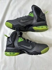 Size 7 (GS) – Nike LeBron 9 Mid Dunkman