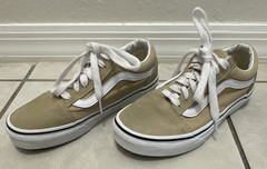 VANS Old Skool Beige/White Low Top Lace-Up Skate Sneakers Rubber Sole