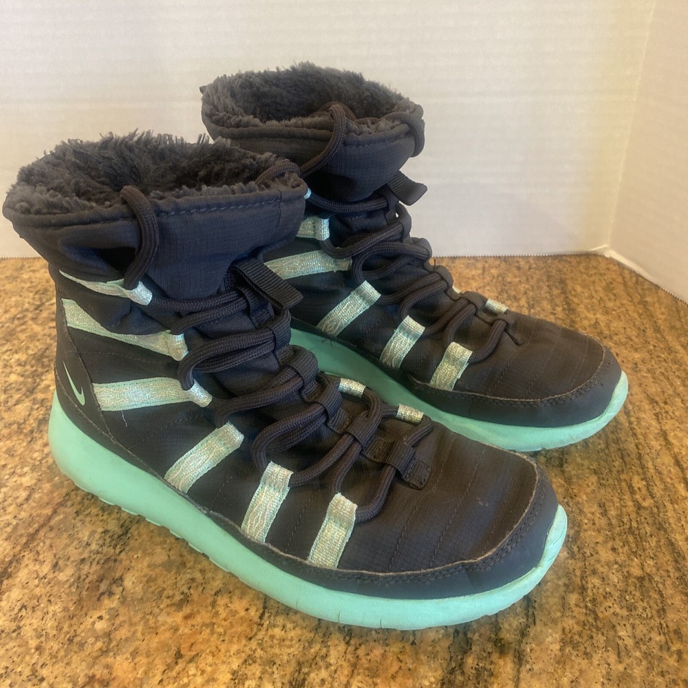 Big Kid’s Nike Roshe One Hi SE Anthracite/Green Glow (859414 002) Size 4.5Y