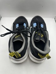 Nike Kid’s Size 6.5 Giannis Immortality 2 (DQ1943 001)Sneaker TrainerBlackSports