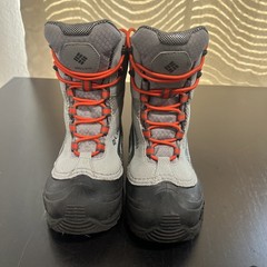 Columbia Youth Bugaboot Celsius Boots Unisex Size 1 Omni-Heat Waterproof Shark