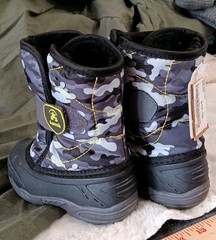 KAMIK Snowbug Insulated Waterproof Boots Toddler Sz 8 Camo Gray White Faux Fur