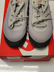 Nike Air Max Invigor GS Gray Orange Comfort Sneakers Boys‘ Size 6.5Y 749572-019