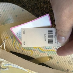 NWT Color-Changing Unicorn Flip Flops