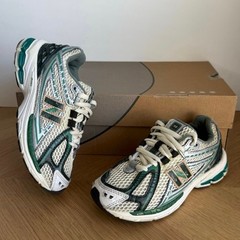 New Balance 1906 R ‘Green Metallic’ Kids Sneakers M1906RL1- SZ 1 Y