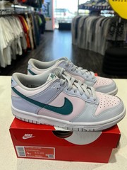 Size 4 (GS) – Nike Dunk Low Mineral Teal PRE-OWNED
