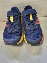 New Balance Kids Fresh Foam Arishi v4 sneakers size 3. EUC