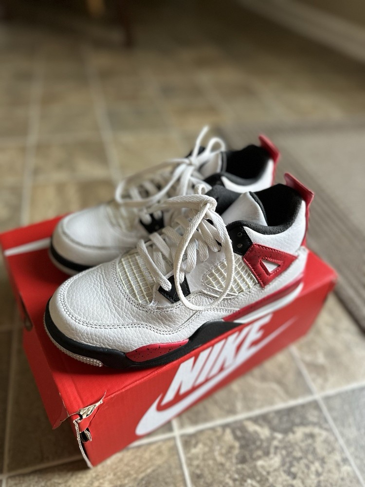Size 1 (PS) – Jordan 4 Retro OG 2020 Mid Fire Red