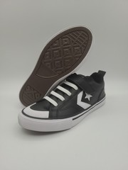Converse Pro Blaze Strap Ox Youth Size 12C Black White Athletic Sneakers A08477C