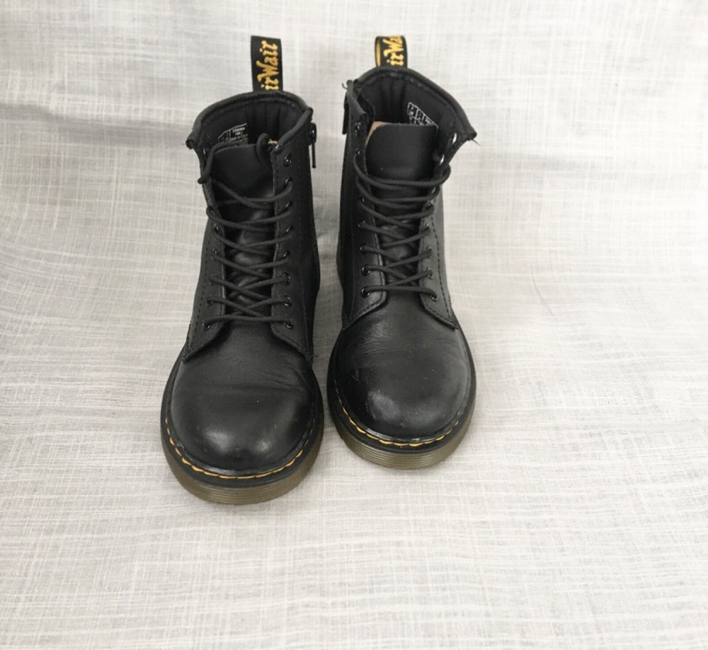 DR MARTENS LEATHER LACE UP BOOTS BLACK DOC MARTENS 1460 J BOY GIRL YOUTH SIZE 3