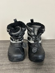 Members Mark Kids Size 7/8 Waterproof Insulated Snow Boots Unisex