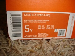 Nike Kyrie Irving Flytrap II 2 grey & bright crimson basketball shoes 5Y in box