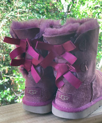 UGG Kids Boots Size 1 Bailey Bow Suede Sheepskin Lining Warm Burgundy