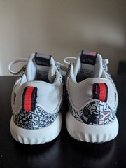 Alphabounce Star Wars edition sneakers size 1 kids soles are worn down