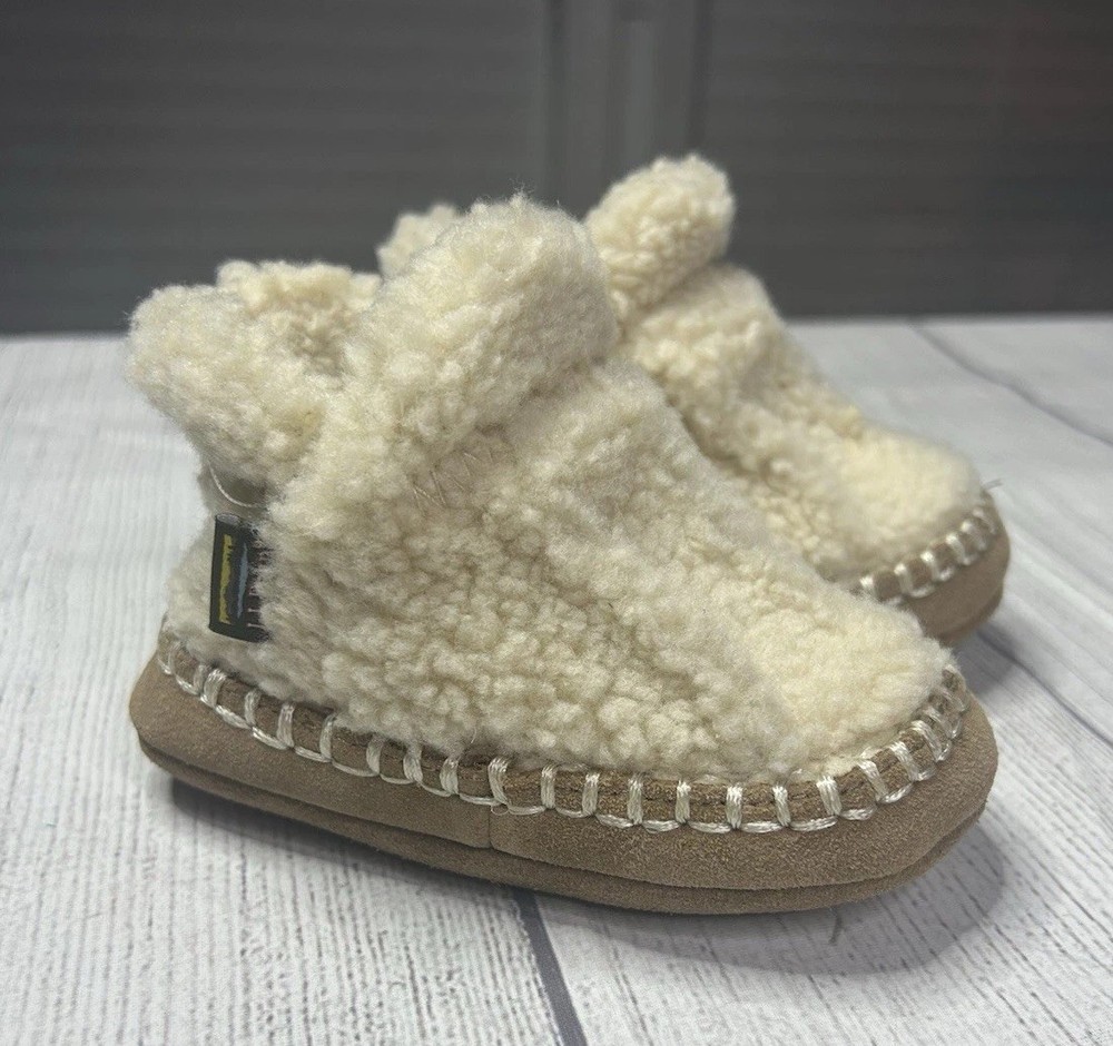 L.L. Bean Sherpa Slippers Booties Toddler Size 3-4 Cream Uppers Suede Bottoms