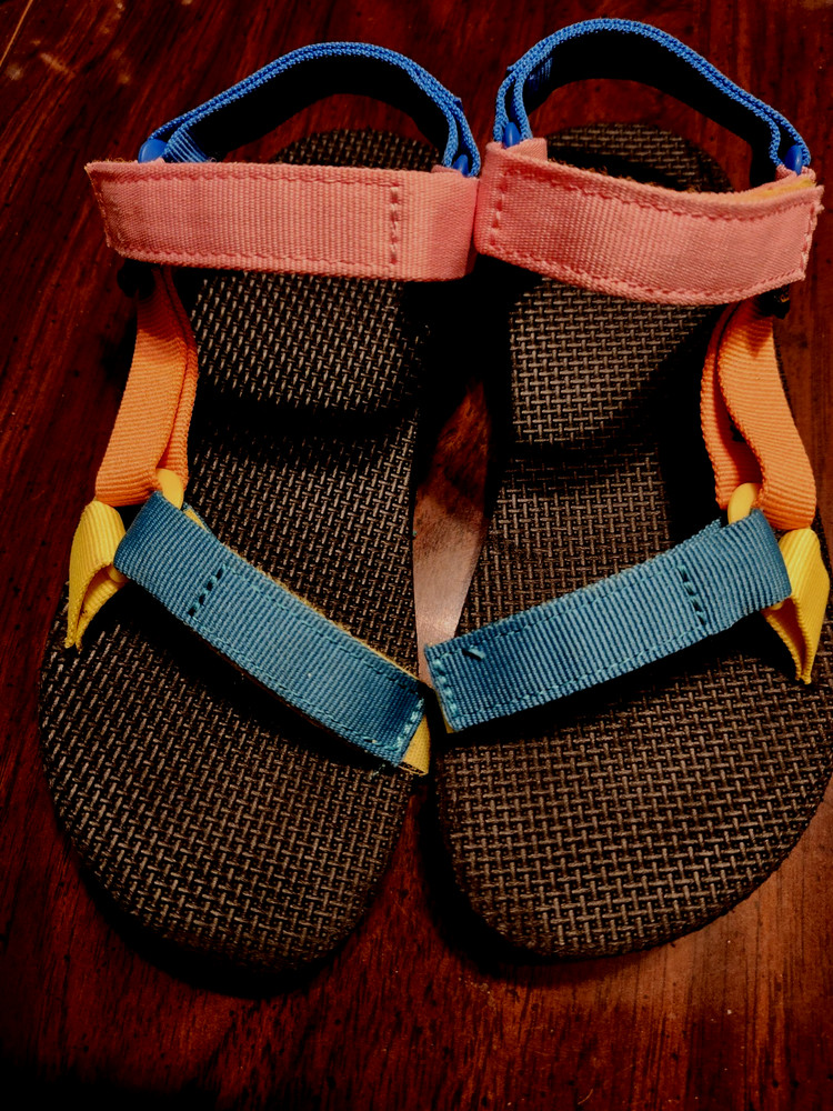 Teva Kids Original Universal Sandals with Blue, Pink, Yellow, Teal, Orange Si 3