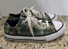 Converse Chuck Taylor All Star Green Camo Low Top Sneakers Shoes Youth Size 13