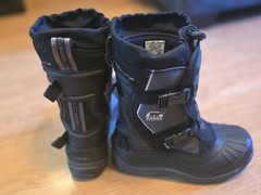 Sorel snow boots (New)