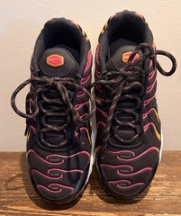 Nike Air Max Plus GS Black Pink White Orange Size 4.5 Youth