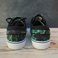 Nike Stephan Janoski Black Floral Kids Size 5.5Y / Women’s Size 7 / EUR 38
