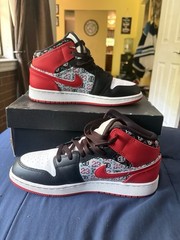 Jordan 1 mid ugly sweater