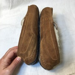 UGG Slippers Size 5 Loafer Lined Moccasin Suede Brown solid 1974