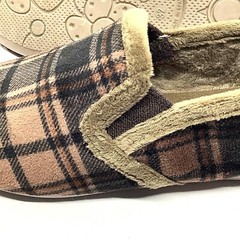 Cienta slipper brown plaid velour US 1 EURO 32