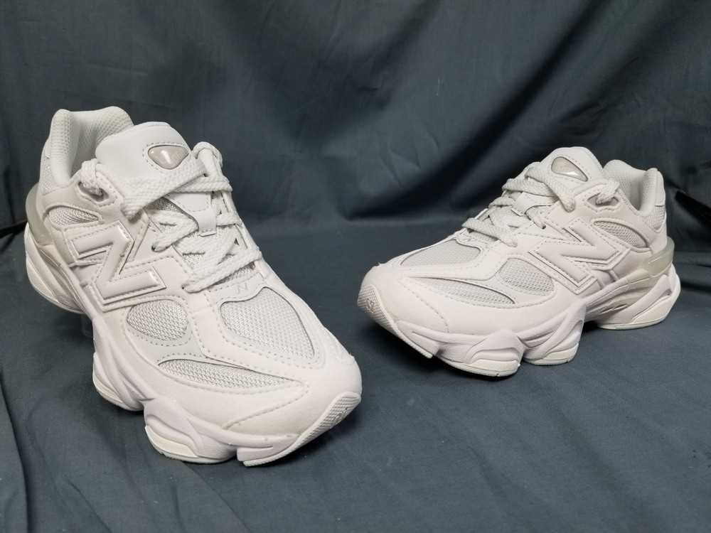 New Balance 9060 (PS) Sneakers Reflection PC9060LL Kids Size 11 NEW NO BOX!