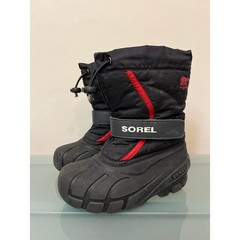 Sorel kids flurry snow boots size 11 little kid black insulated warm slip on