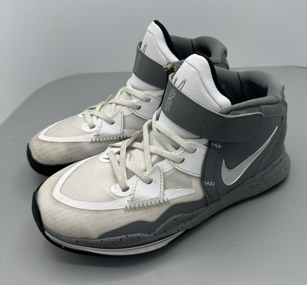 Nike Kyrie Infinity SE Mid Top Sneakers (GS) DD0336 108 Youth Size 3Y