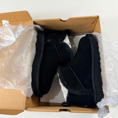 Koolaburra UGG Koola Ultra Mini Black Suede Boots Size 1 Kids 1167971K K/BLK NEW