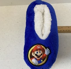 Fuzzy Babba Slipper Socks Nintendo Super Mario Non Slip Blue Child’s S/M New