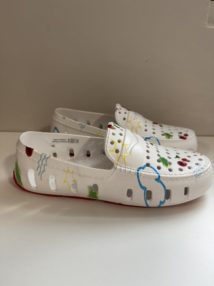 Floafers Crayola Silly Scents Prodigy Driver White Cherry Shoes 2 New