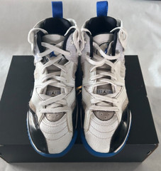 Jordan Jumpman Two Trey (GS) White Game Royal Black Youth 5.5