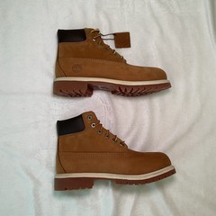 Timberland 6 Inch PREMIUM Boots RUST Nubuck TB 014749 214 Kids PS NIB Size 2.5Y