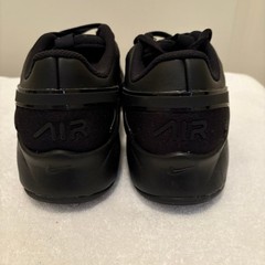 Nike Air Max Bolt Sneakers – Size 6.5Y/ Women’s Size 8