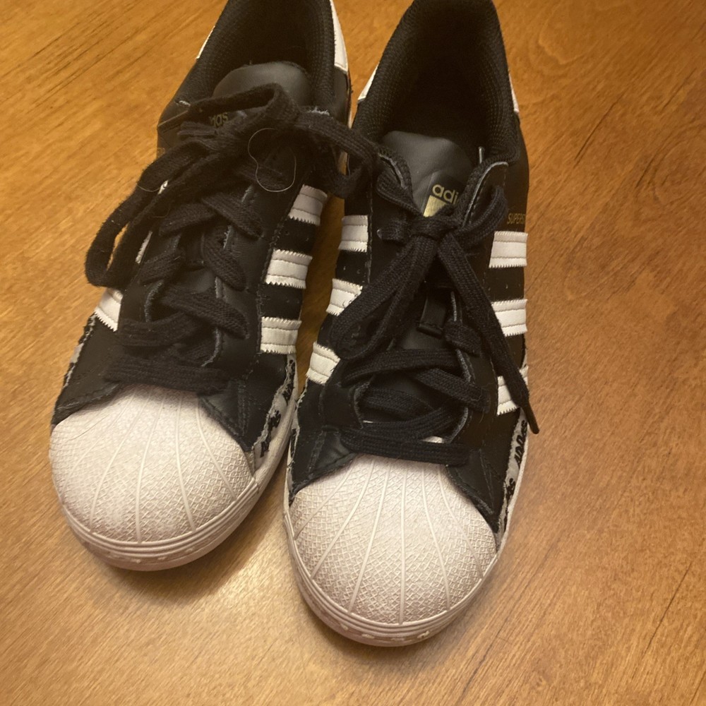 Adidas Superstar Shell Toes FX5872 Black Woodmark Striped Sneakers Youth 6 1/2
