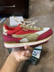PUMA Future Rider Glitz PS White-red-gold Kids/Enfants Size 2C